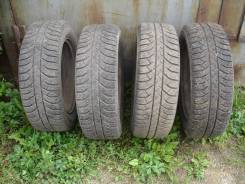 Bridgestone Ice Cruiser 7000. Зимние, шипованные, 2011 год, 30 %, 4 шт
