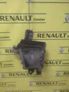Крышка блока предохранителей. Renault Logan Renault Sandero