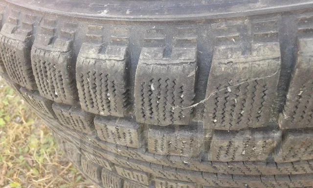 Bridgestone B249. ������, ��� �����, �/�, ����� 40 % ����
