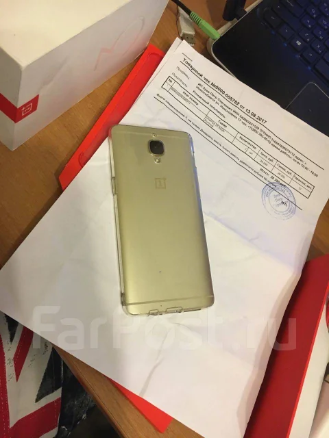 OnePlus 3T. �/� ����