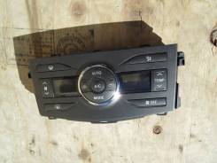 Блок управления климат-контролем. Toyota Corolla Fielder, NZE141, NZE141G