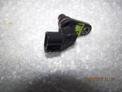 Датчик положения распредвала. Kia: Optima, K5, K7, Sorento, Sportage Hyundai Grandeur, HG, IG Hyundai Genesis Hyundai Sonata, LF Hyundai Santa Fe Двиг...