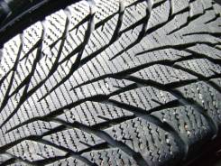 Nokian Hakkapeliitta R2. Зимние, без шипов, 2013 год, износ: 20%, 4 шт