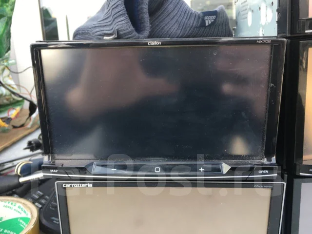 Clarion NX702 ����