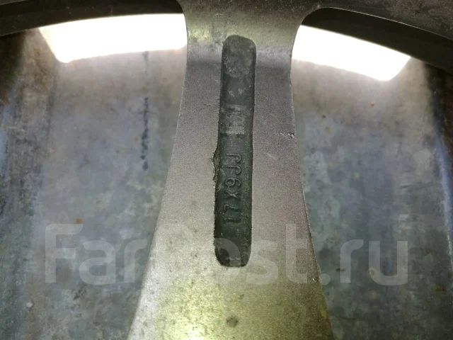 Buddy Club P1. 9.0x17", 5x114.3, ET22 ����