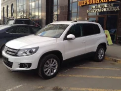 Volkswagen Tiguan. �������, 4wd, 2.0 (200��.�.), ������, 48 000����. ��. ��� �����