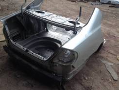 Задняя часть автомобиля Toyota Camry