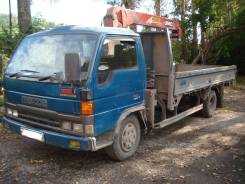 Mazda Titan. Продам грузовик с краном mazda titan, 4 570 куб. см., 3 000 кг.