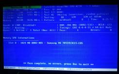 SO-DIMM DDR2.