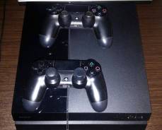 Sony PlayStation 4