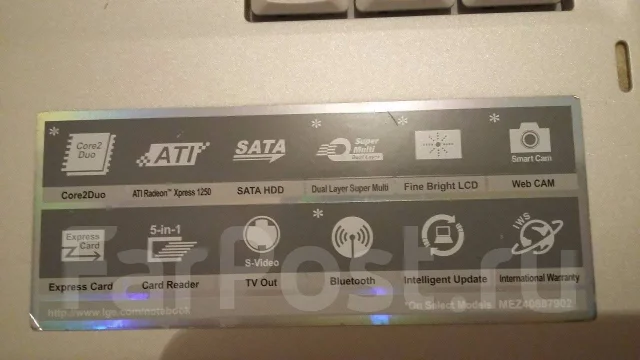 LG R405. 14.1", 120����, ��� 1024 ��, ���� 1 250���, WiFi: 1 ����