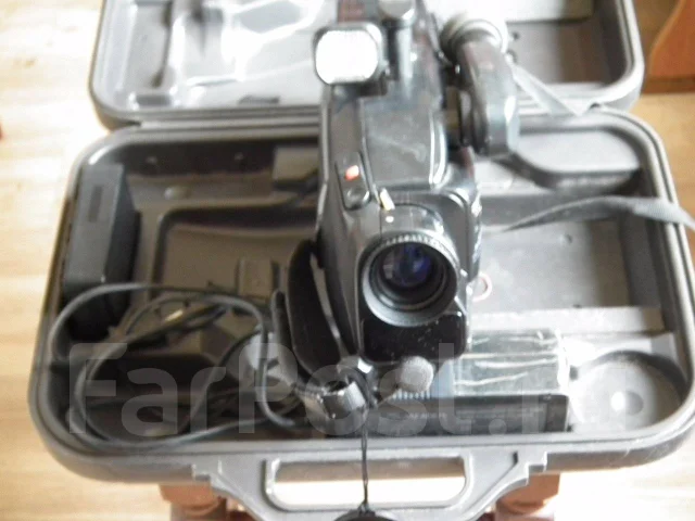 Hitachi. 20 � ����� ��, � ���������� ����