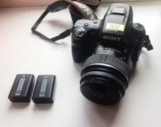 Sony Alpha SLT-A33 Kit ����
