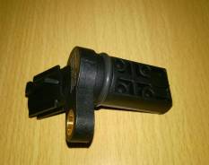 Датчик положения распредвала. Nissan: Teana, Maxima, Elgrand, Presage, Altima, Titan, Fuga, Murano, Patrol, Cedric, Xterra, Skyline, Pathfinder, Fairl...
