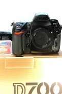 Nikon D700. 10 - 14.9 ��