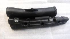 Патрубок воздухозаборника. Toyota Land Cruiser, FZJ100, HDJ100, HDJ100L, HDJ101, HDJ101K, HZJ105, HZJ105L, UZJ100, UZJ100L, UZJ100W Lexus LX470, UZJ10...