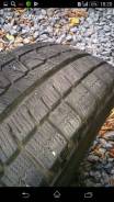 Bridgestone WT12. Зимние, без шипов, 2015 год, износ: 5%, 2 шт