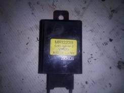 Блок управления дверями. Mitsubishi Pajero, V43W, V45W Mitsubishi Montero, V43W, V45W Двигатели: 6G72, 6G74