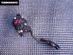 Педаль акселератора. Toyota Camry, ACV40, ACV45, GSV40 Двигатели: 2AZFE, 2GRFE