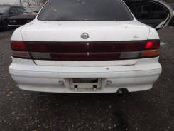 Вставка багажника. Nissan Cefiro, A32