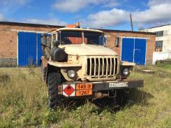 Урал 5557. топливозаправщик, 10 850 куб. см., 8,00 куб. м.