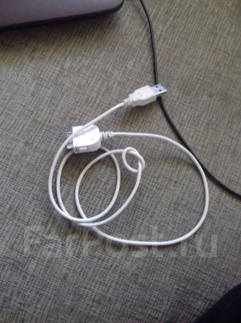 Apple iPhone 4s 8Gb. �/� ����