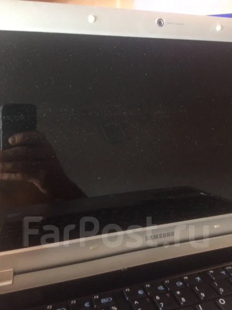 Samsung R528. 2,2����, ��� 3072 ��, ���� 250���, WiFi: 1, ����������� �� 3��. ����
