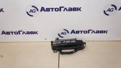 Ручка двери внешняя. Audi S6, 4F2 Audi A6, 4F2, 4F2/C6 Двигатели: ASB, AUK, BAT, BBJ, BDW, BDX, BKH, BLB, BMK, BNA, BNG, BNK, BPJ, BPP, BRE, BRF, BSG...