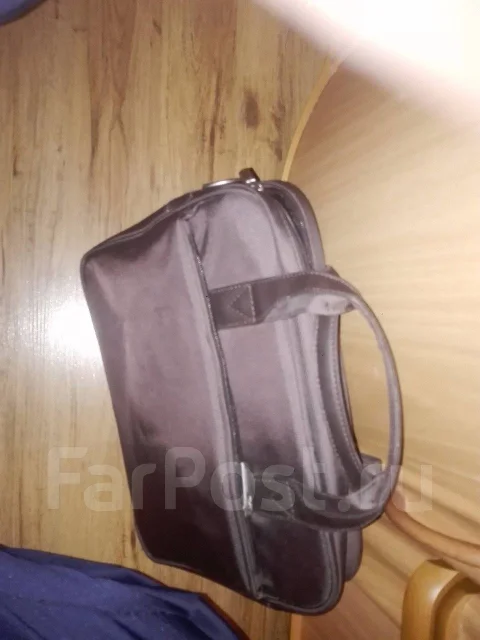 Lenovo IdeaPad S206. 1����, ��� 2048 ��, ���� 250���, WiFi: 1, Bluetooth: 1, ����������� �� 1��. ����