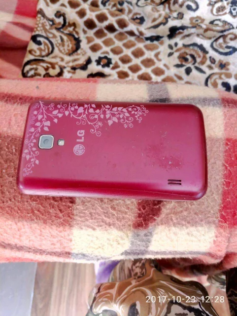 LG Optimus L7. �/� ����