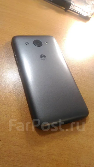 Huawei Y3. �/� ����