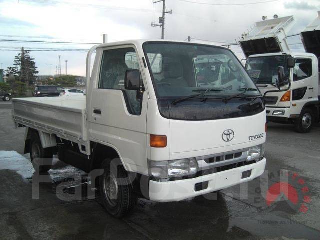 Toyota toyoace бортовой