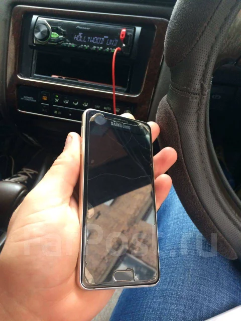 Samsung Galaxy A3. �/� ����