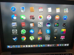 Apple MacBook Pro 13 2015 Early. 13.3", 2,7����, ��� 8 ��, ���� 128���, WiFi, Bluetooth, ����������� �� 10��. ����