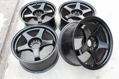 URAS. 9.0x17", 5x114.3, ET30 ����