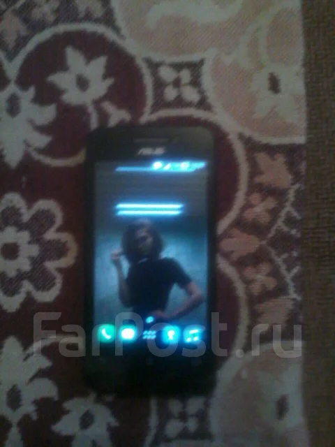 Asus ZenFone 4. �/� ����