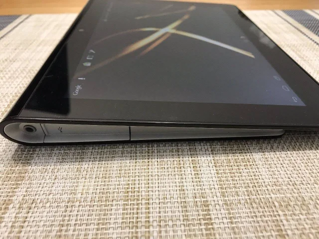 Sony Xperia Tablet S ����