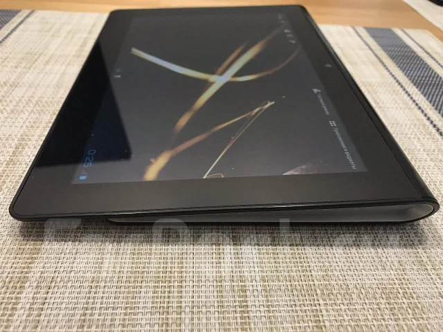 Sony Xperia Tablet S ����