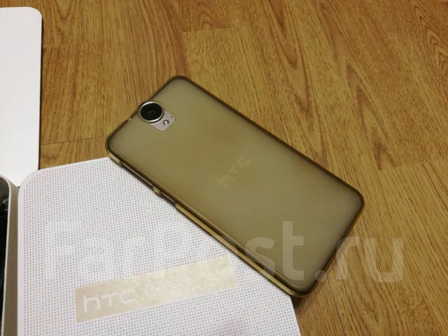 HTC One E9+. �/� ����