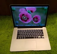 Apple MacBook Pro 15 2012 Mid MC975. 15", 2,0����, ��� 8 ��, ���� 256���, WiFi, Bluetooth, ����������� �� 9��.