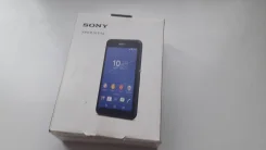 Sony Xperia E4g. �/�