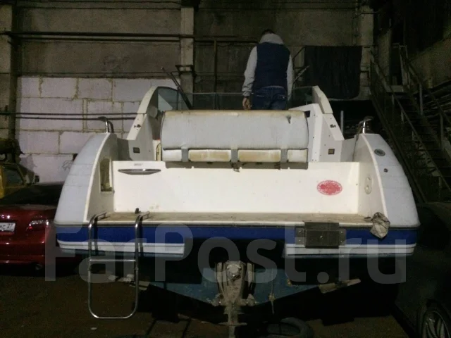 Bayliner. 1989 ���, ����� 7,8��., ��������� ������������, 300��.�., ������ ����