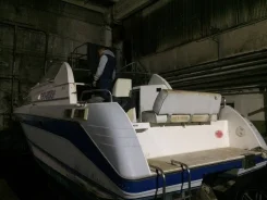 Bayliner. 1989 ���, ����� 7,8��., ��������� ������������, 300��.�., ������ ����