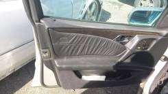 Обшивка двери. Mercedes-Benz E-Class, W210