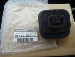 Пыльник вилки сцепления. Nissan Civilian, BCW41, BHW41, BJW41, BVW41, RAW40, RGW40, RW40, RYW40, W41 Nissan Patrol, Y60 Nissan Safari, FGY60, VRGY60...
