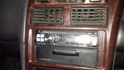 Alpine CDE-100EUB ����