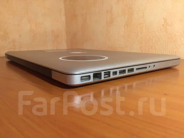 Apple MacBook Pro 15 2010 Mid MC371. 15.4", 2,4����, ��� 4 ��, ���� 320���, WiFi: 1, Bluetooth: 1, ����������� �� 8��. ����