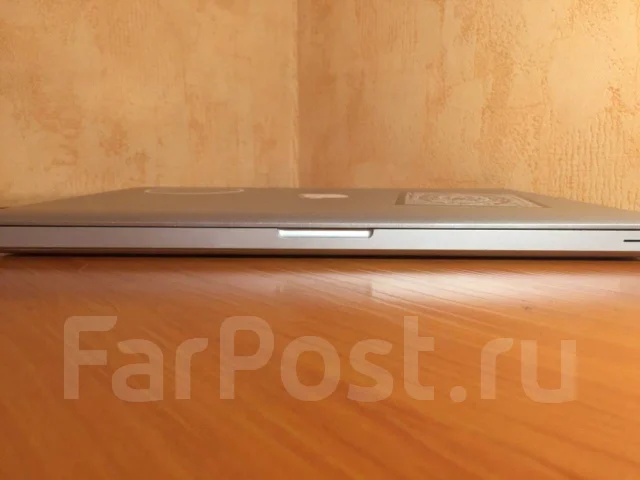 Apple MacBook Pro 15 2010 Mid MC371. 15.4", 2,4����, ��� 4 ��, ���� 320���, WiFi: 1, Bluetooth: 1, ����������� �� 8��. ����