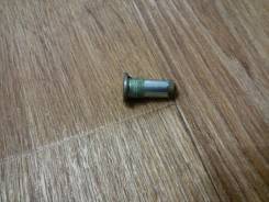 Заглушка. Toyota: Corona, Platz, Aurion, iQ, Avensis, Sprinter Trueno, Corolla, Probox, Tercel, Yaris Verso, MR-S, Sprinter, Vista, Echo Verso, Caldin...