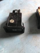 Кнопка. Toyota Mark II Wagon Blit, GX110, JZX110 Toyota Verossa, GX110, JZX110 Toyota Mark II, GX110, JZX110